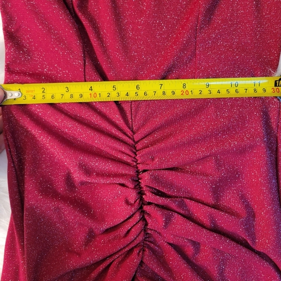 Elegant Red Long Sleeve Gown - Picture 12 of 15